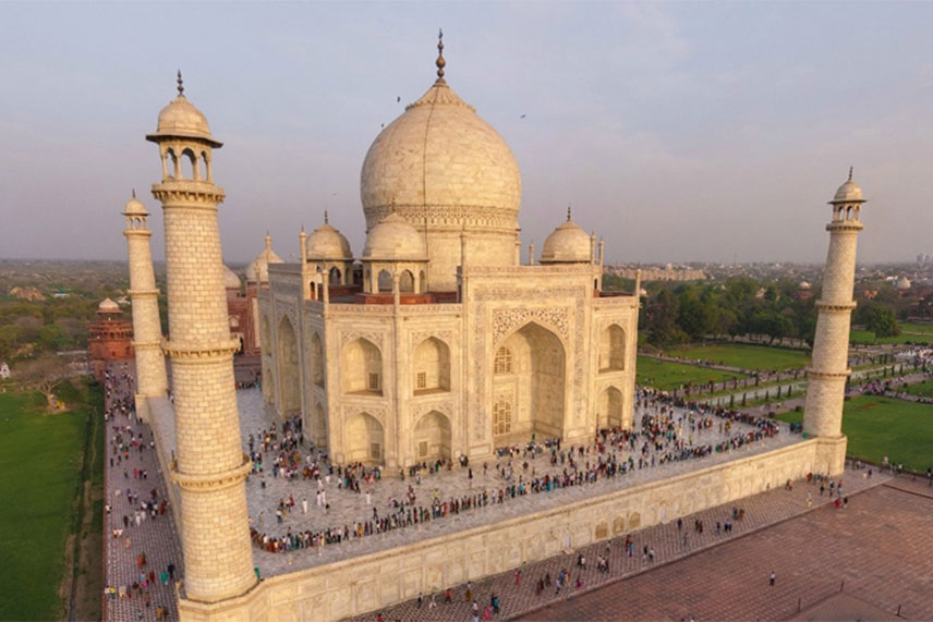 Agra Tour and Travel Guide